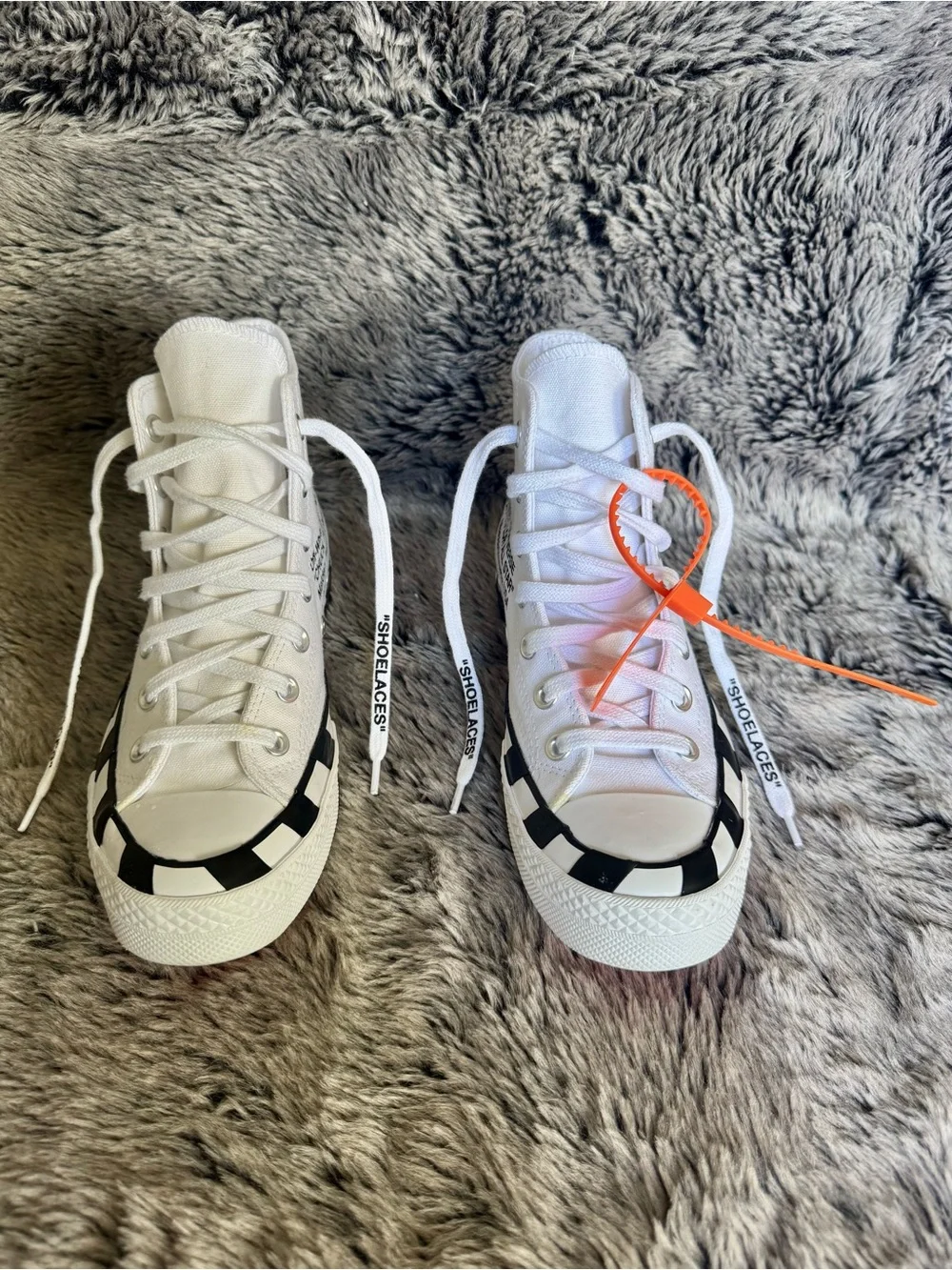 Converse authentic off